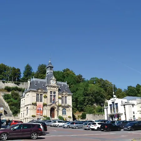 Appartement Jolie Vue Riviere Semesterbostad