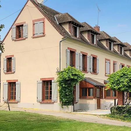 Semesterbostad Apt B Jaulgonne