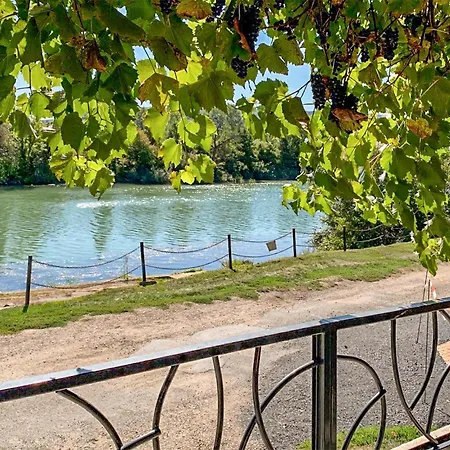 Appartement Jolie Vue Riviere Semesterbostad